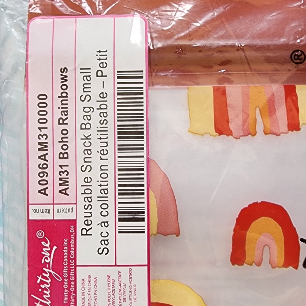 Thirty-One Vibrant Red and Orange Tassel Garland